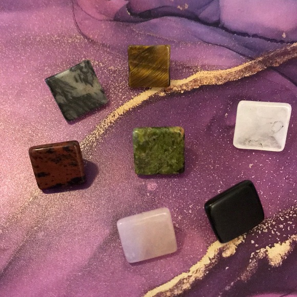 Chakra Healing Stone Crystals - Picture 2 of 2